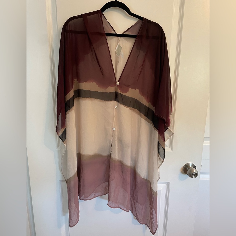 Asymmetrical Airy Top